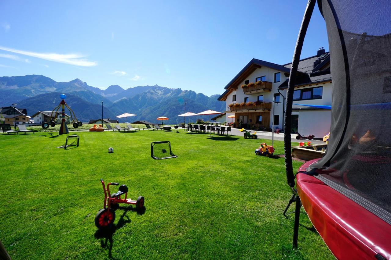 Apart-Hotel Alpinsonnenresidenz Фис Экстерьер фото